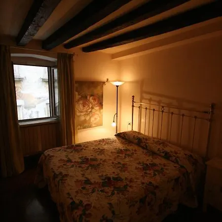La Contradella Apartament
